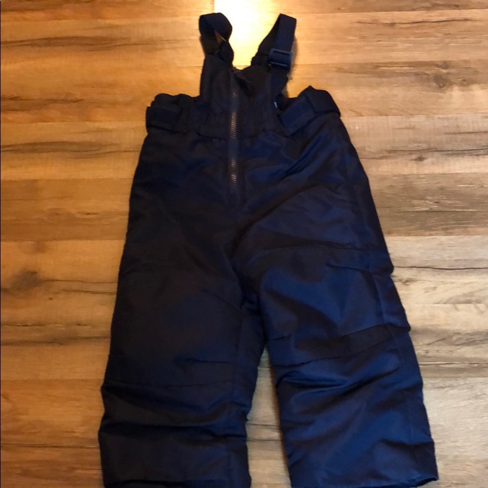 Sale!! Boys 2T snow pant suit